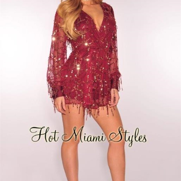 Wine Flowing Sequins Long Sleeves Romper - Picture 3 of 6